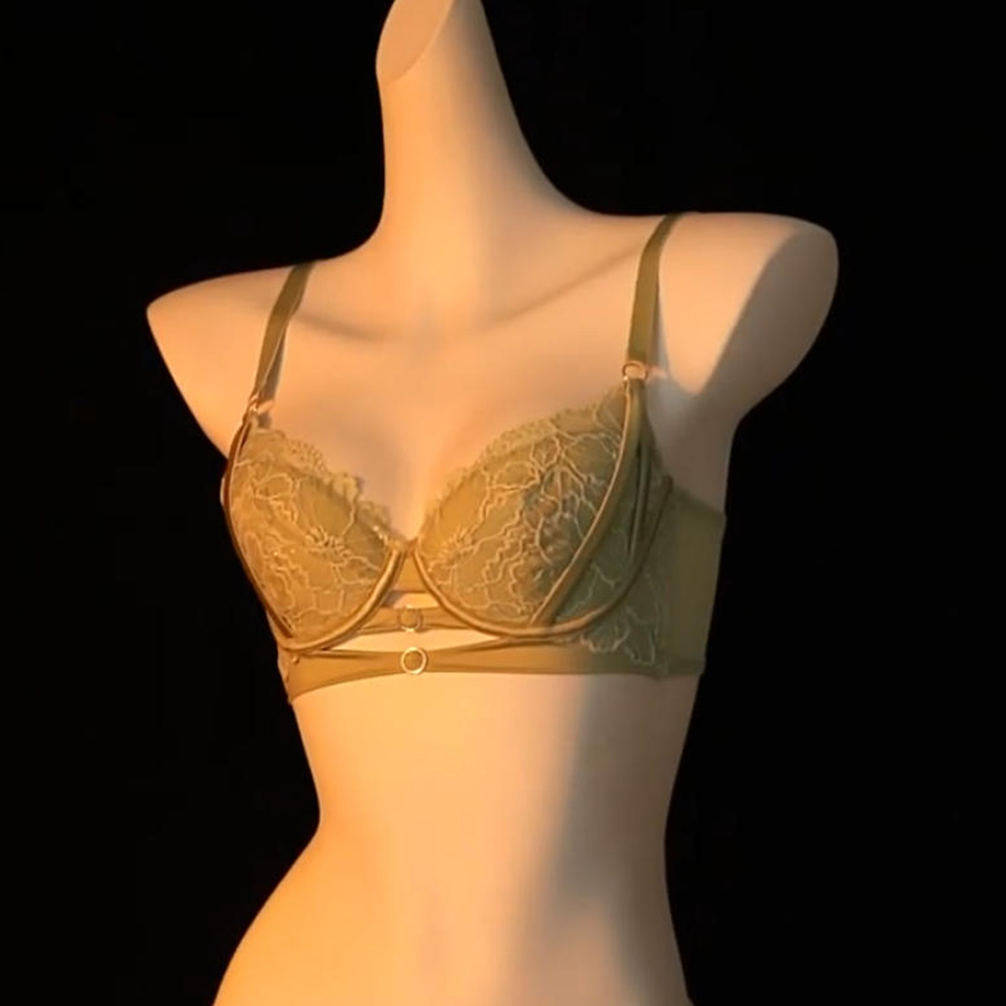 绿色内衣女薄款大胸显小胸收副乳防下垂法式性感蕾丝超薄文胸套装