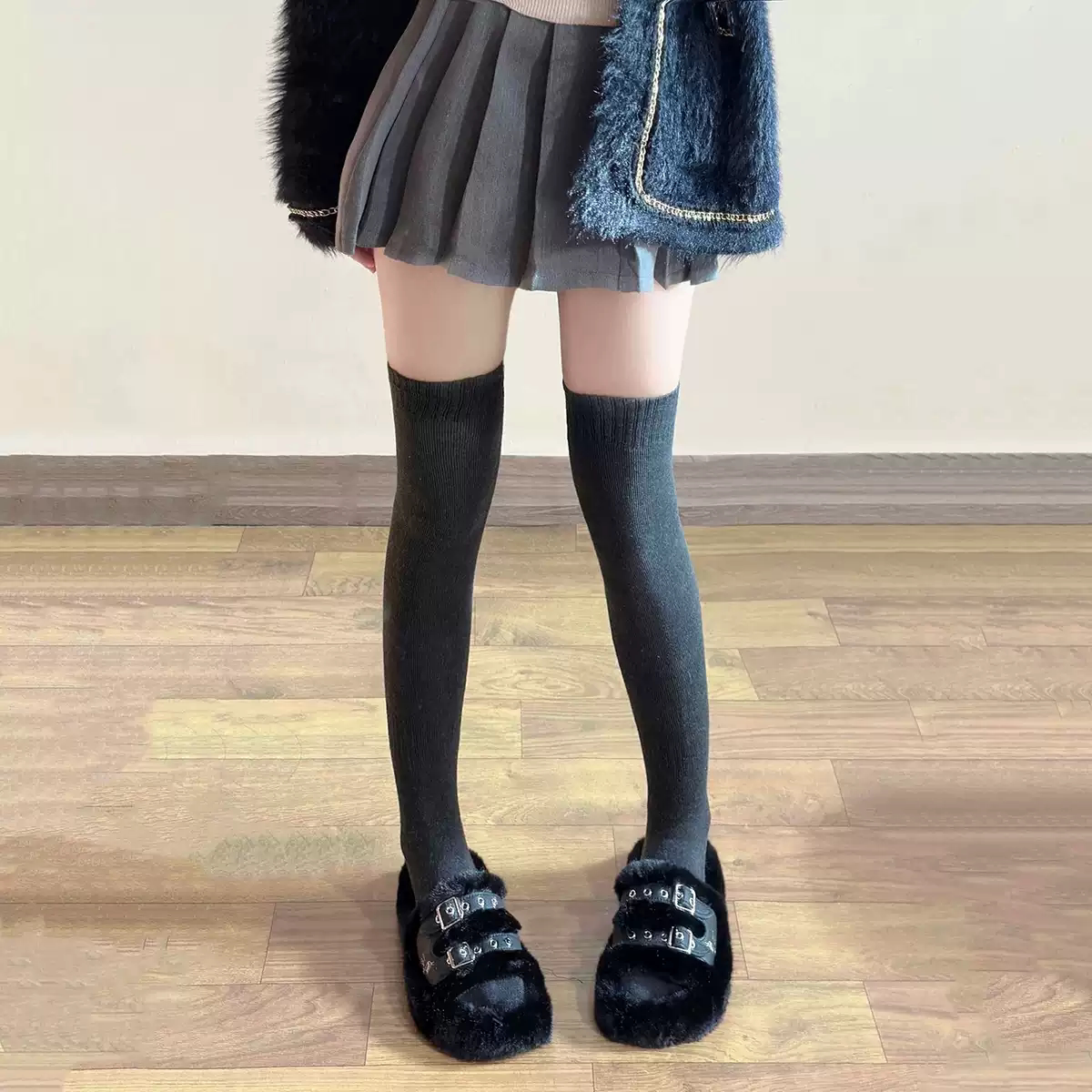 网红深灰加厚毛圈长筒袜女冬季微压显瘦加绒黑色过膝学院风大腿袜