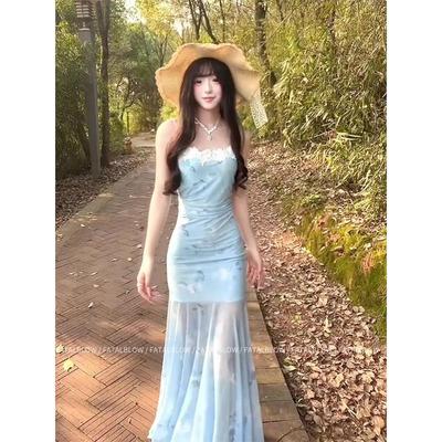 法式蓝色碎花吊带连衣裙女夏季海边度假绝美修身纯欲鱼尾包臀长裙