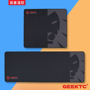 GEEKTC鼠标垫电脑桌面键盘垫办公游戏电竞竞技超大号极客温控定制