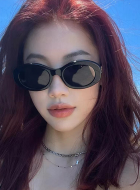 墨镜女冬高级感显脸小2023年新款太阳眼镜复古猫眼防紫外线凯旋门