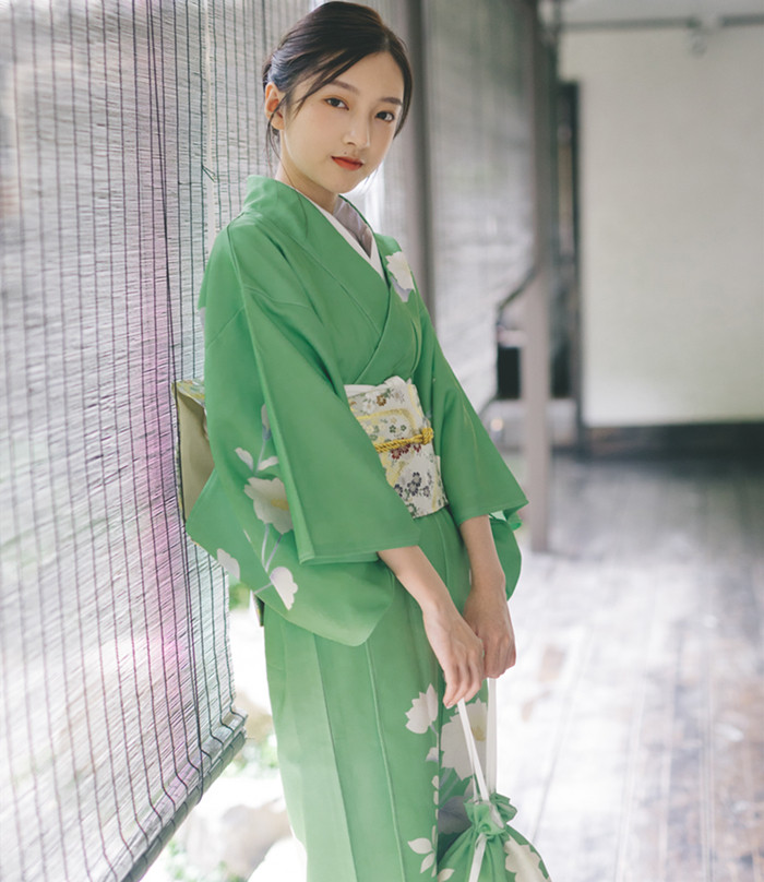 山茶花和服 绿色和服 昭和风和服 陇月夜原创写真摄影改良和服