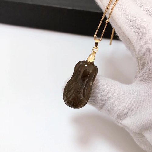 D1214# 天然和田玉老糖料白菜吊坠29.8*16mm 重量11.27克