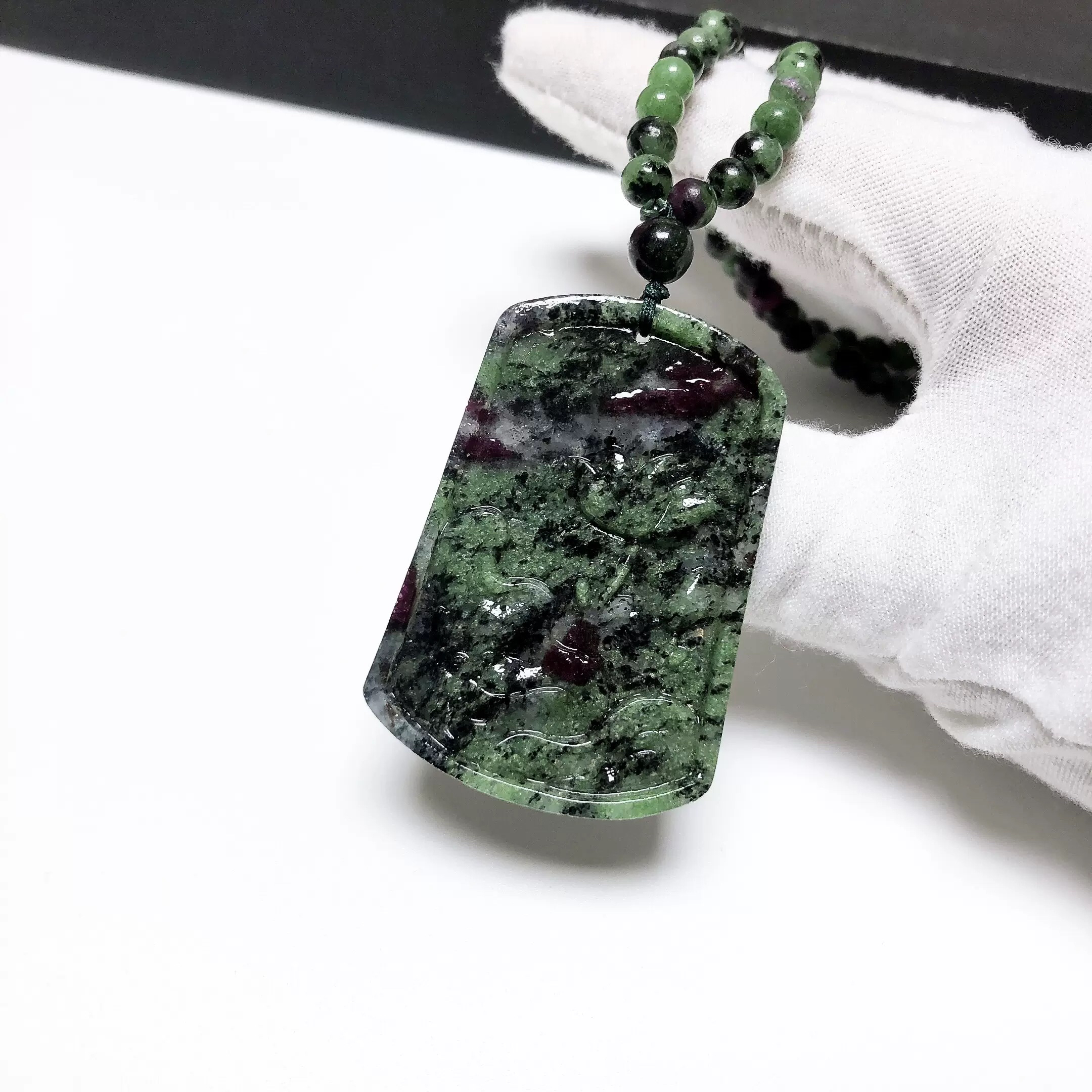 D13# 天然红绿宝吉祥富贵荷花牌 项链毛衣链50.3*35*6.5mm