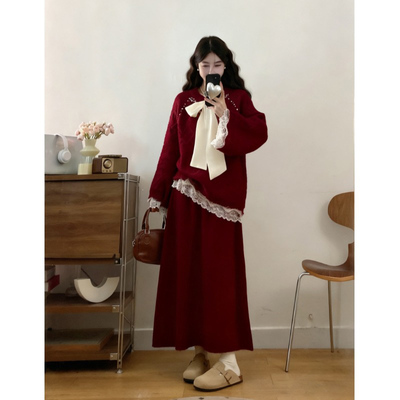 大码女装2025秋冬搭配一整套过年圣诞穿搭酒红蕾丝边毛衣两件套裙