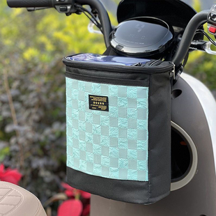 电动车挂包大容量防水电瓶车自行车前置挂包雨衣充电器收纳前挂包