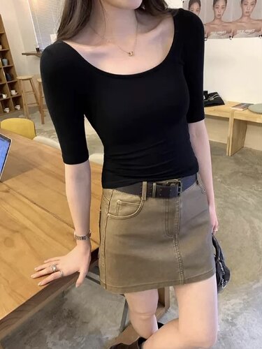 纯欲粉色U领修身五分袖T恤女