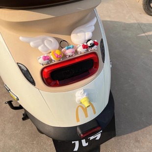 kt猫电动车装饰尾部小摆件卡通可爱公仔九号电瓶车hellokitty通用