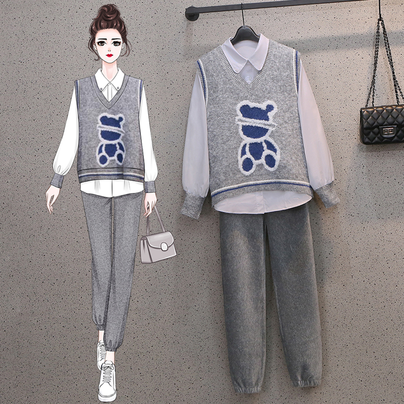 Real shot large size women's spring fat mm age reducing vest knitted suit thin covered shirt vest three piece set