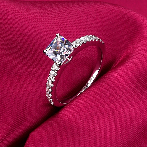 清货1克拉公主方钻戒仿钻石戒指方形925纯银镀金微镶日韩结婚女