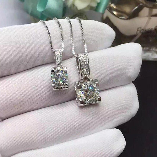 伟德国际钻石项链选什么牌子好钻石项链哪款好什么牌子的钻石项链好钻石项链品牌推荐