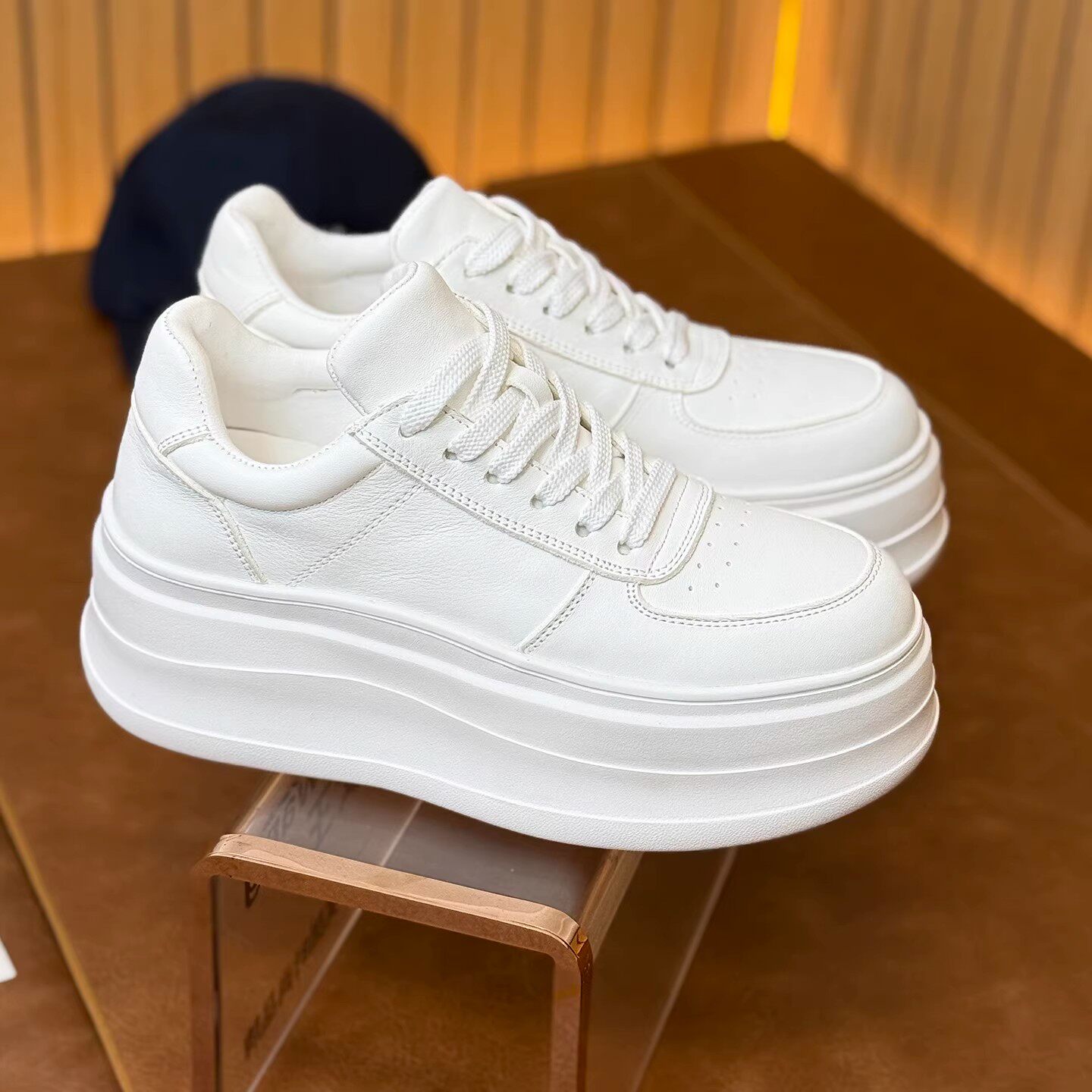 真皮厚底增高6cm小白鞋女款2025新款秋季百搭休闲轻便松糕底女鞋