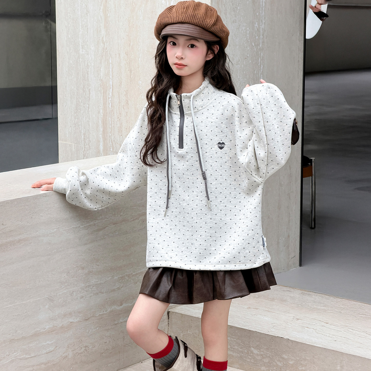 女童秋季新款儿童雪花立领卫衣女孩外套小女孩外穿宽松学生休闲潮