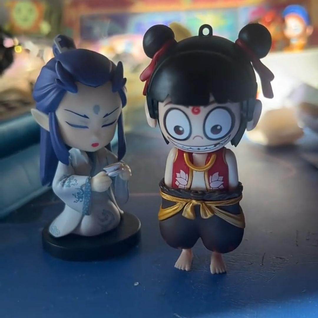 哪咤变脸玩具哪咤之魔童闹海电影周边玩偶桌面摆件礼物哪吒手办