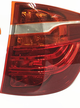 适配宝马X3 F25 20i 25i 28i 30i 35i18d20d后尾灯 刹车灯 转向灯