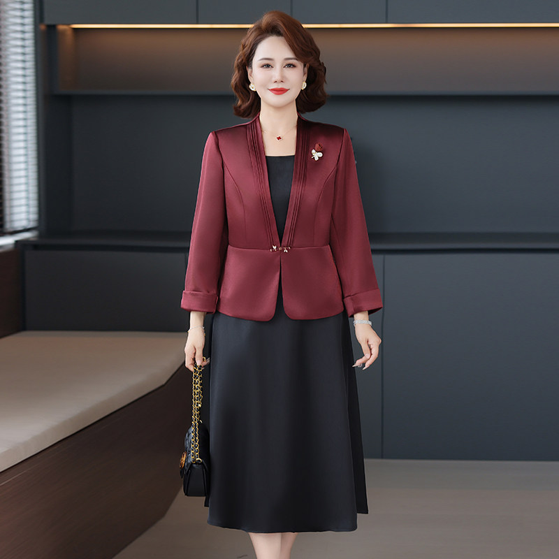梵猫2025新款妈妈装秋冬装时尚套装喜婆婆时尚宴会气质女装