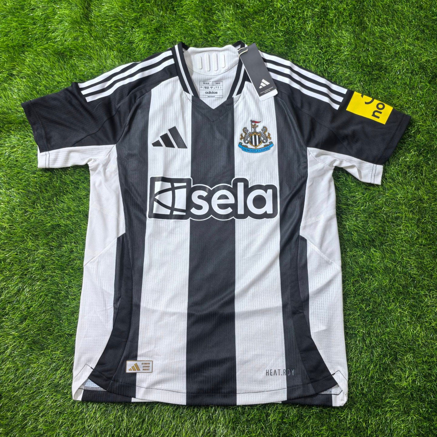 Adidas 纽卡斯尔 2425赛季主场短袖球员版球衣足球服 jj4466