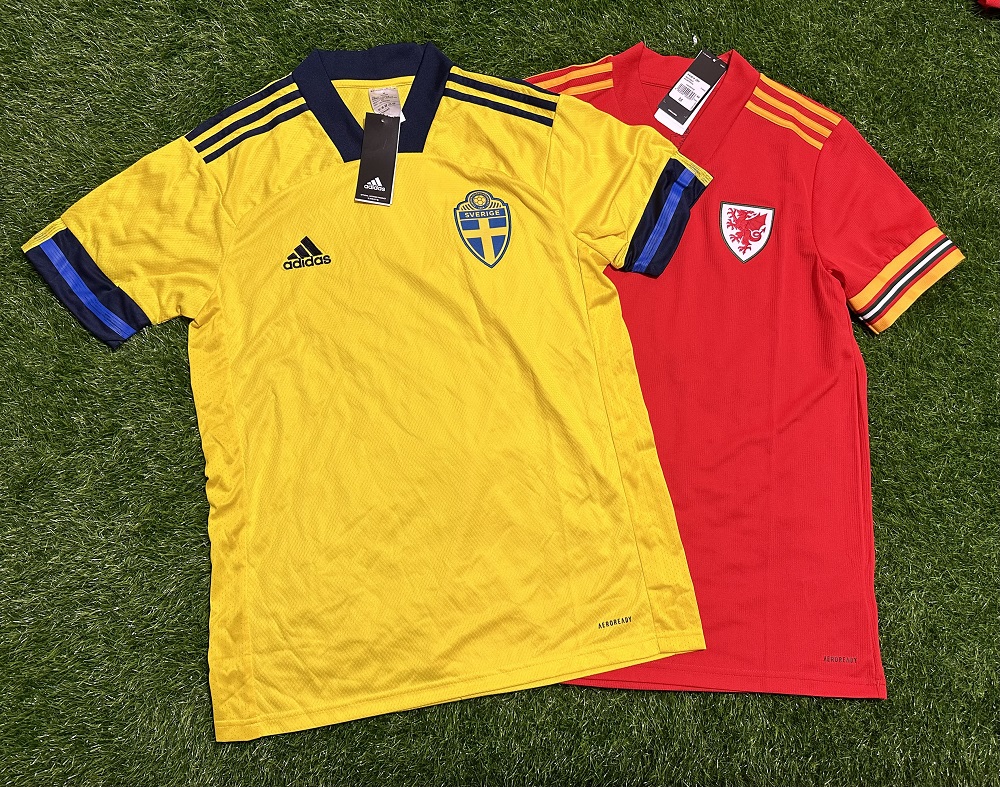 Adidas足球服瑞典威尔士