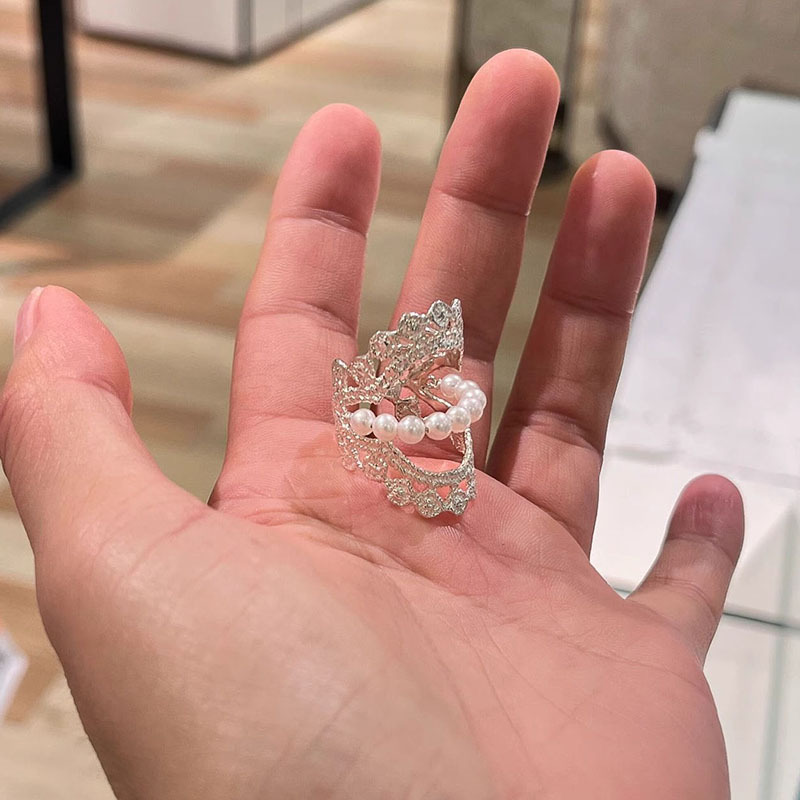 v金材质保色复古款银色镂空椭圆珍珠戒指时髦高级感小众款