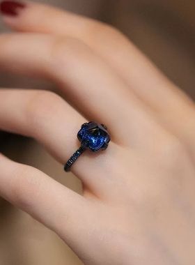 新款黑金戒指暗黑系糖塔坦桑蓝色石戒时尚高级小众创意潮流