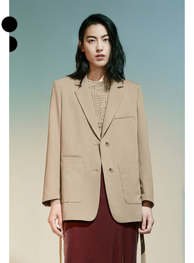 未知未觉春秋短款时尚卡其色宽松长袖休闲西装外套女 W131X11336
