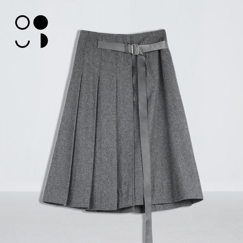 未知未觉2025冬装新品裙子W441Q19544