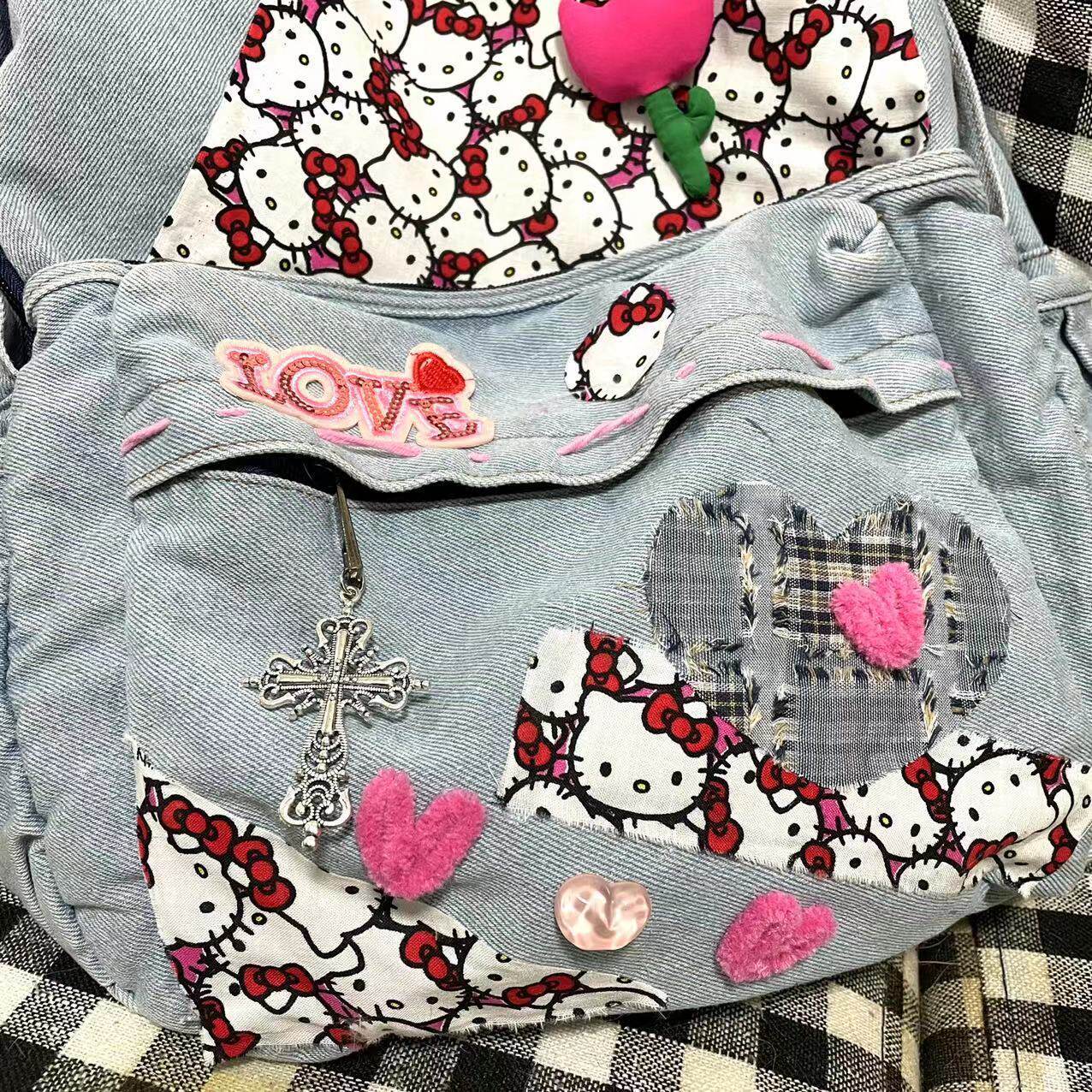 ORIGINAL HOMEMADE HELLO KITTY DENIM BACKPACK HELLO KITTY BAG SWEET AND VERSATILE MILLENNIAL STITCHING OLD