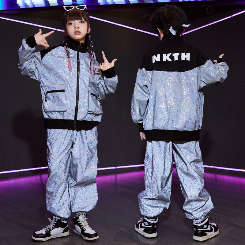 街舞儿童潮服男童嘻哈幻彩反光套装表演服少N儿走秀架子鼓演出服