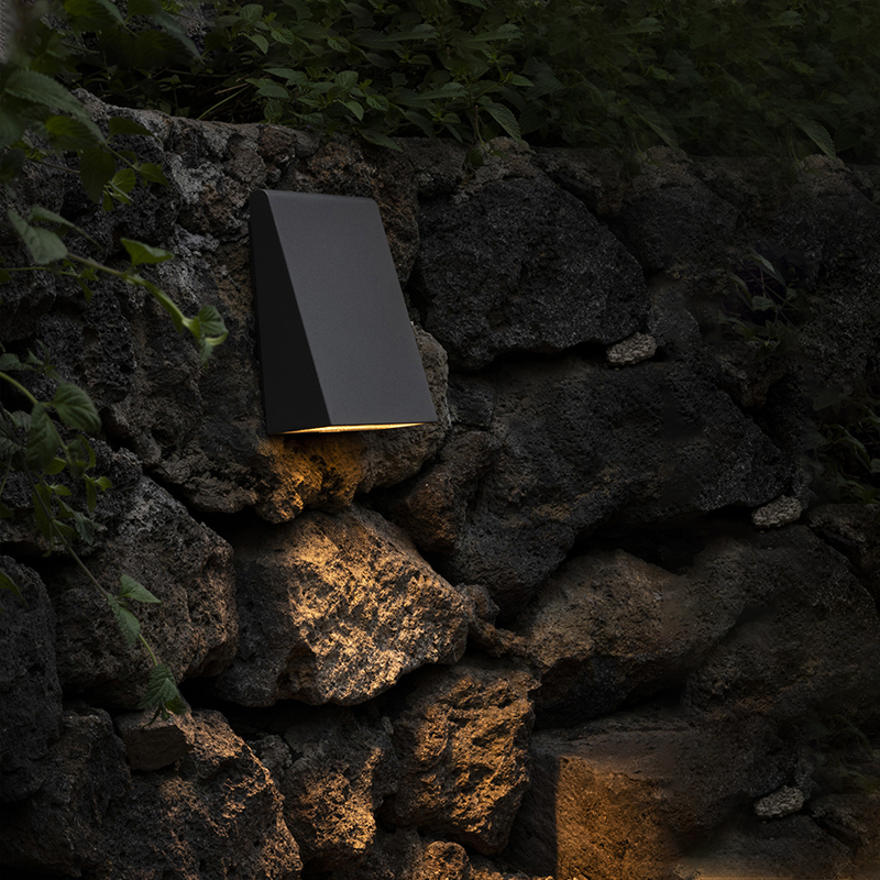 太阳能壁灯户外洗墙灯防水庭院灯别墅外墙灯室外S露台花园围墙壁
