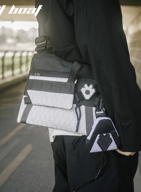 BOLTBOAT勃朗峰户外信封单肩包男学生运动挂包斜挎通勤机能包