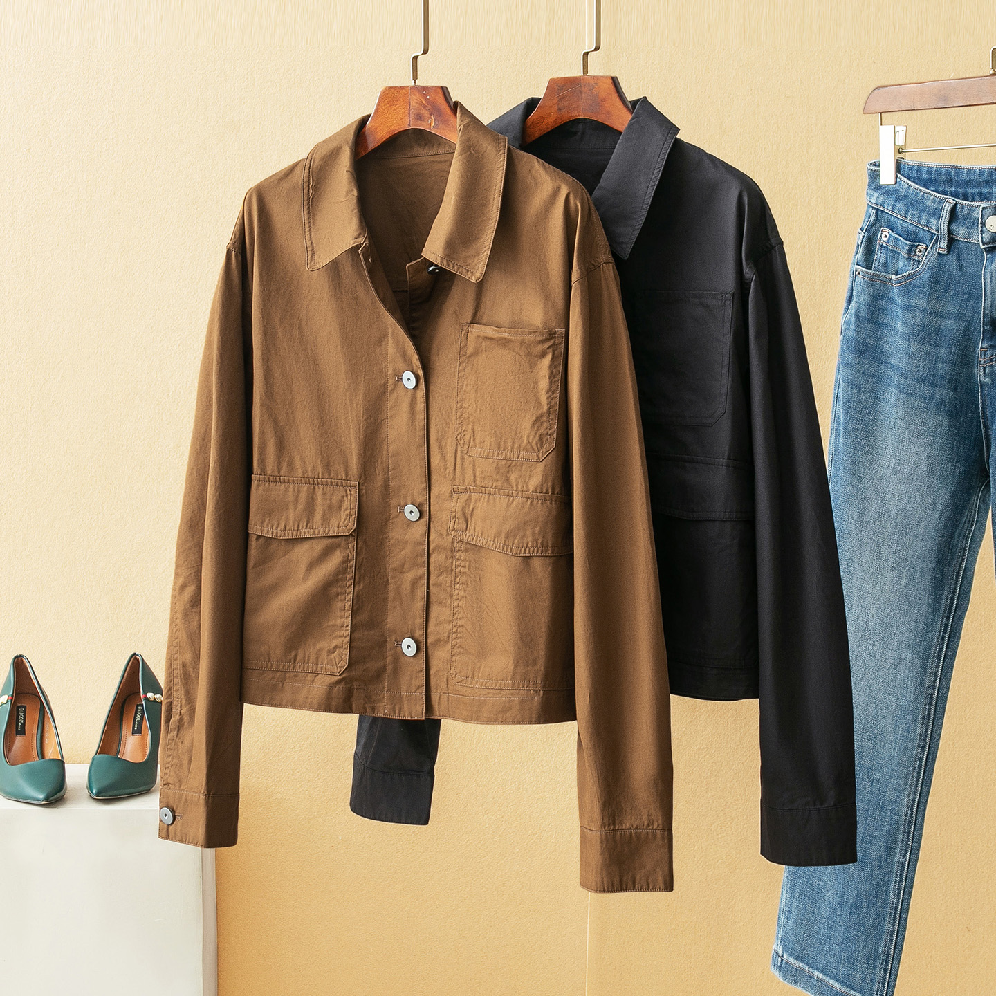 蛮文 早秋高品质 挺括有筋骨 美式工装风翻领纯棉小短款外套56149