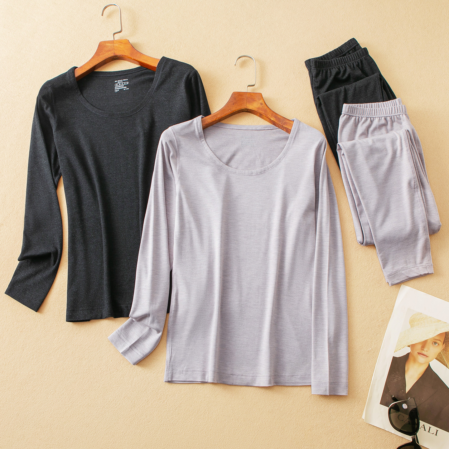 蛮文 岛国单 细腻亲肤高弹保暖羊绒蛋白热循环秋衣裤套装女 5F030