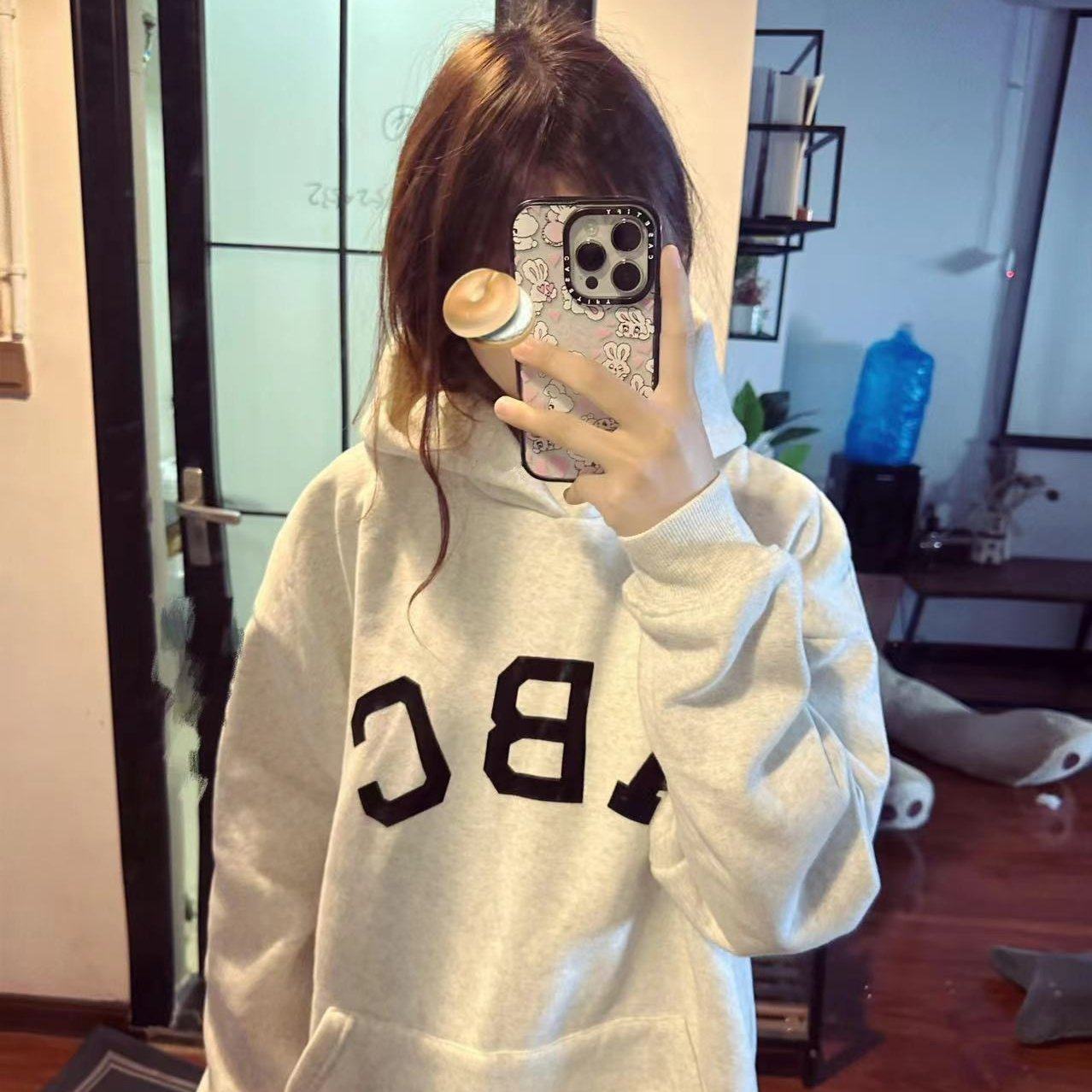 CVC棉面食毛华棉复合/牛奶丝300克银狐绒400克前后印花连帽卫衣女