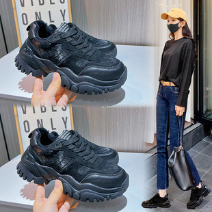 吸膜底老爹鞋女冬季2025新款厚底加绒真皮女鞋增高运动跑步单鞋子