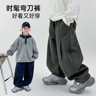 男童加绒裤子冬装儿童工装裤中大童加厚保暖裤一体绒痞帅弯刀垮裤
