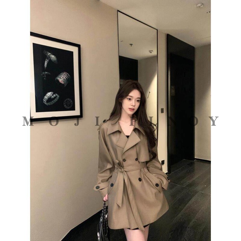 MOJI PLNOY2025新款春秋季卡其色短款风衣外套女高级感收腰大衣