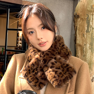 豹纹小围巾女秋冬季辣妹毛绒交叉围脖皮草仿貂绒加厚保暖护颈围巾