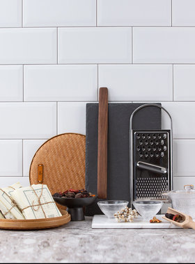 新中式轻奢样板间厨房桌面装饰