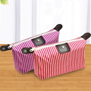 工厂发货折叠化妆洗漱包韩版条纹饺子化妆包水饺型携带旅行收纳包