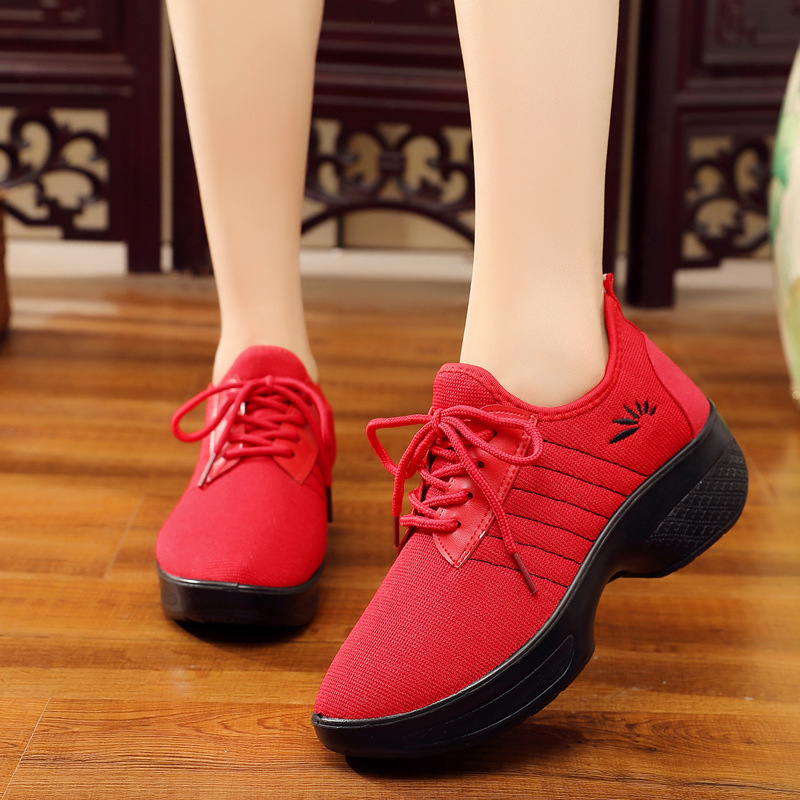 菊胡同加绒广场舞鞋布鞋黑色网面防滑健身鞋轻底妈妈中老年跳舞