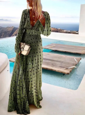 2025女士绿色渐变斑点印花时尚气质深V大摆连衣裙