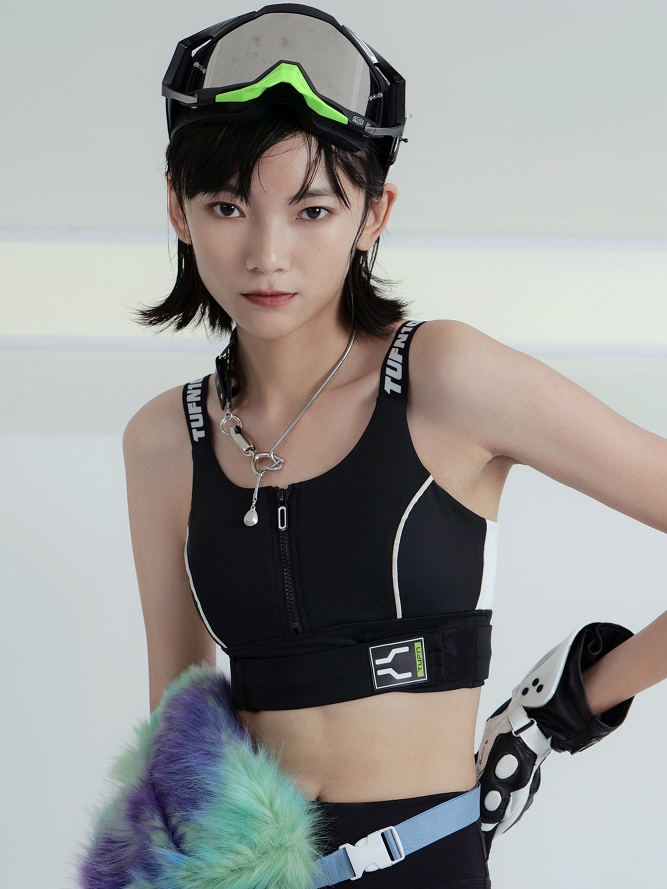 TUFN黑色瑜伽健身前拉链调节文胸学生跑步运动bra内衣防震聚拢女