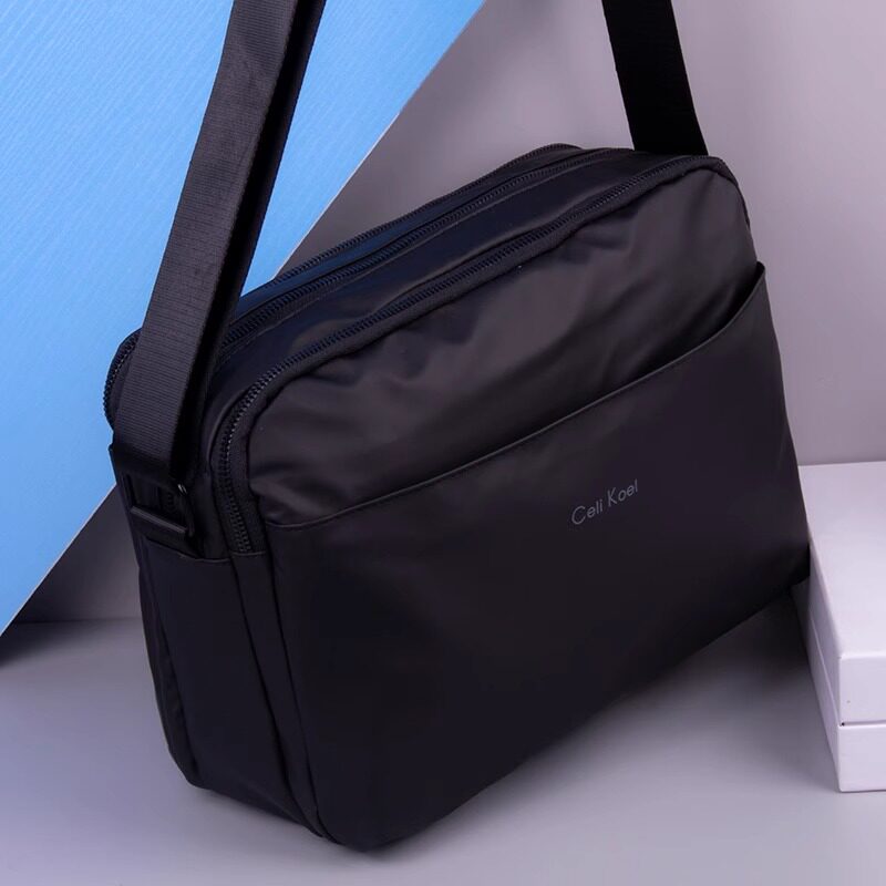 香港代购防水单肩包多功能大号男士斜挎包男款背包大容量休闲横款