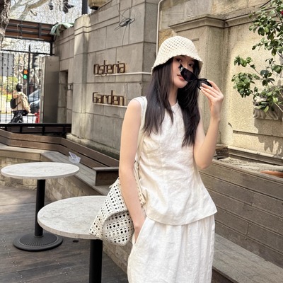 摩登197亚麻圆领无袖上衣