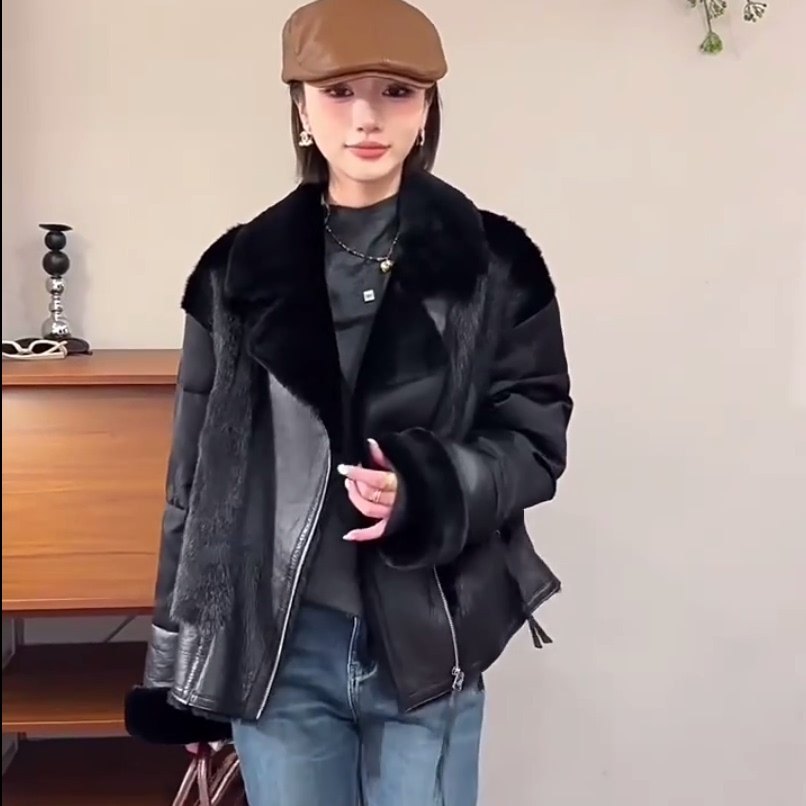 2025新款高端黑色皮毛一体水貂毛鹅绒服女大毛领保暖外套百搭时尚,女装/女士精品,羽绒服,淘宝优惠券,粉丝福利购,淘宝优惠卷