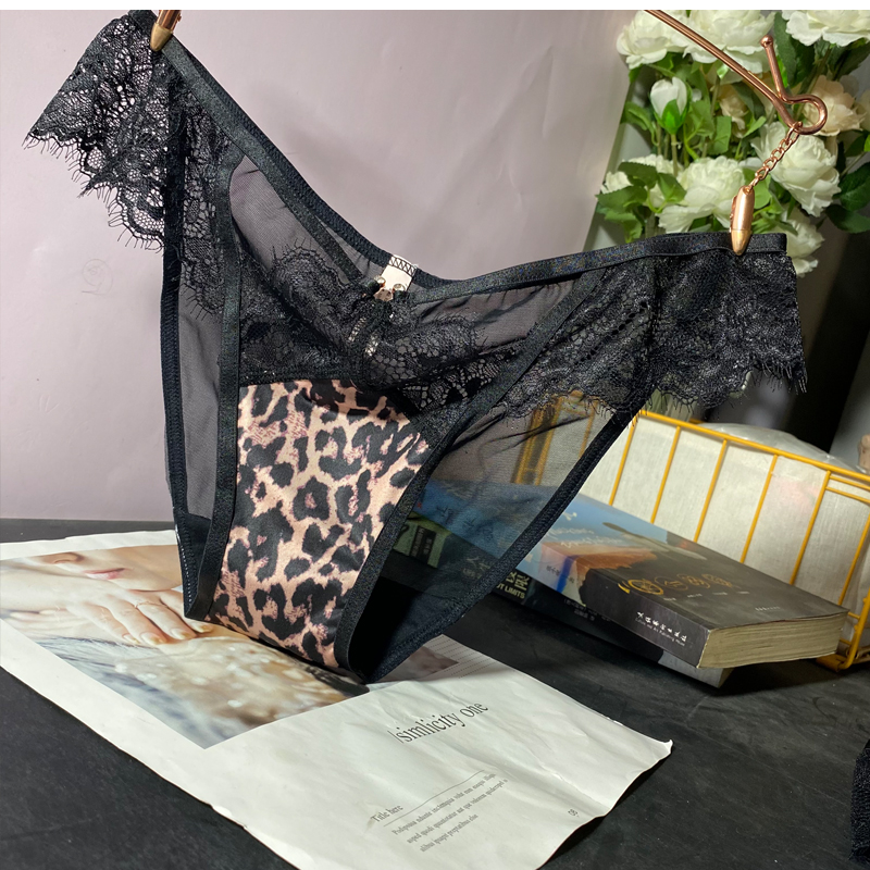 狂野豹纹蕾丝镂空低腰女人内裤