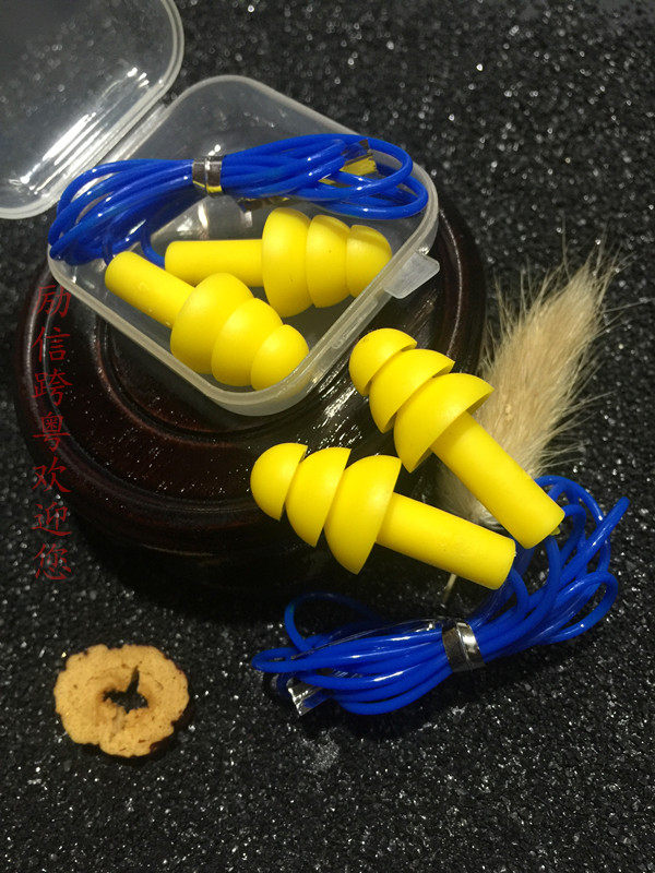 340-4004盒装圣诞树型带线耳塞硅胶防噪隔音睡眠耳塞工厂专业消音