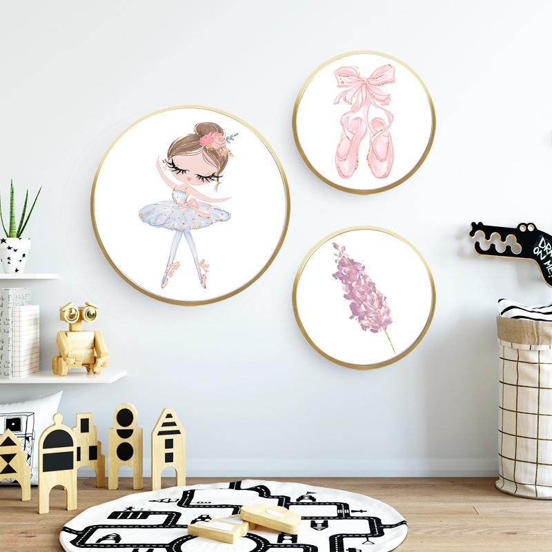 儿童房装饰画卧室床头墙壁卡通女孩公主房间挂画圆形网红粉色壁画