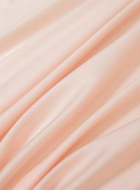 A 100-skinned, 100-skinned, 100-skinned, three-skinned bed s