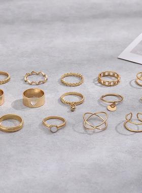 The Euro-American Pinocchio Moon ring, the broad-edited hang